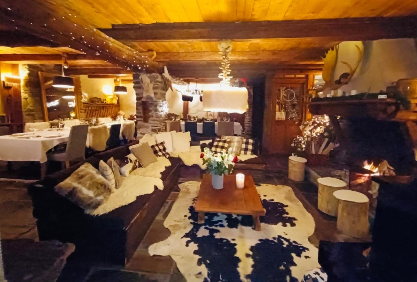ブール・サン・モーリス La Ferme D'Angele Bed & Breakfast エクステリア 写真