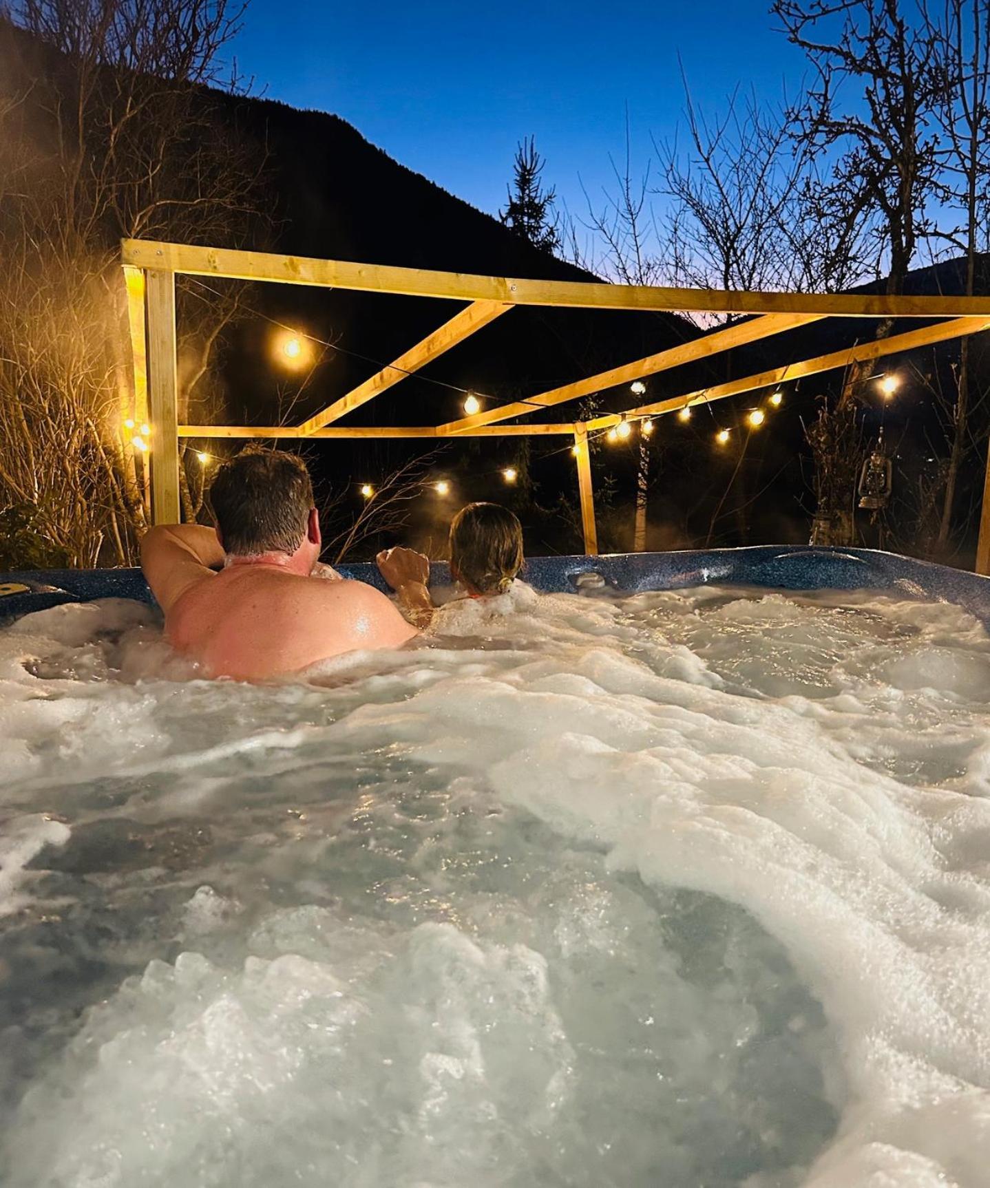 ブール・サン・モーリス La Ferme D'Angele Bed & Breakfast エクステリア 写真