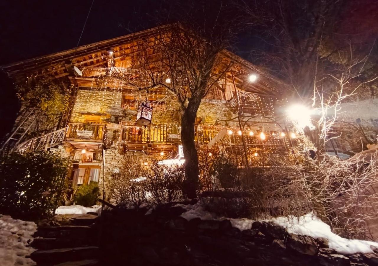 ブール・サン・モーリス La Ferme D'Angele Bed & Breakfast エクステリア 写真